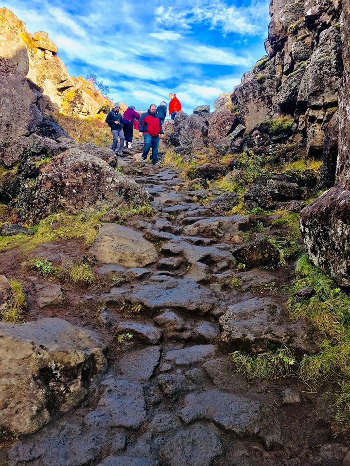 Path to Oxarafoss